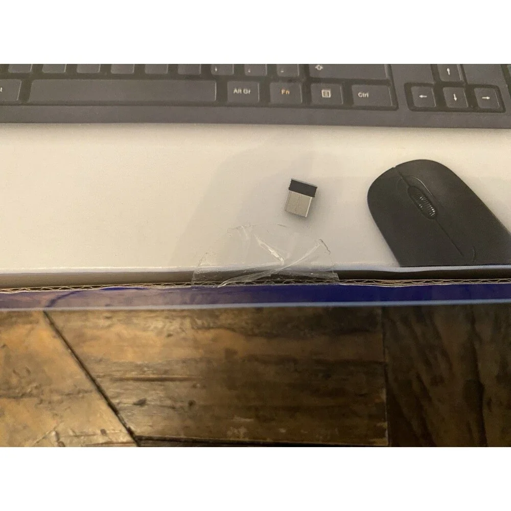 Verbatim Corporation 70724 Wireless Keyboard And Mouse 2.4Ghz-Ambidextrous-Plug